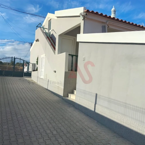 Moradia T3 para Venda em Albufeira e Olhos de Água Foto 5