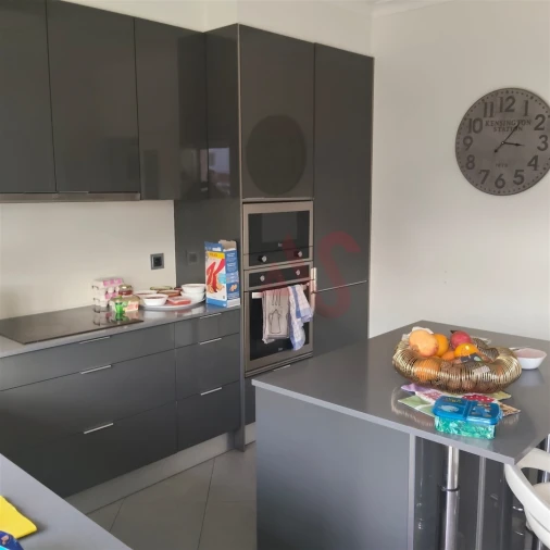 Moradia T3 para Venda em Albufeira e Olhos de Água Foto 9