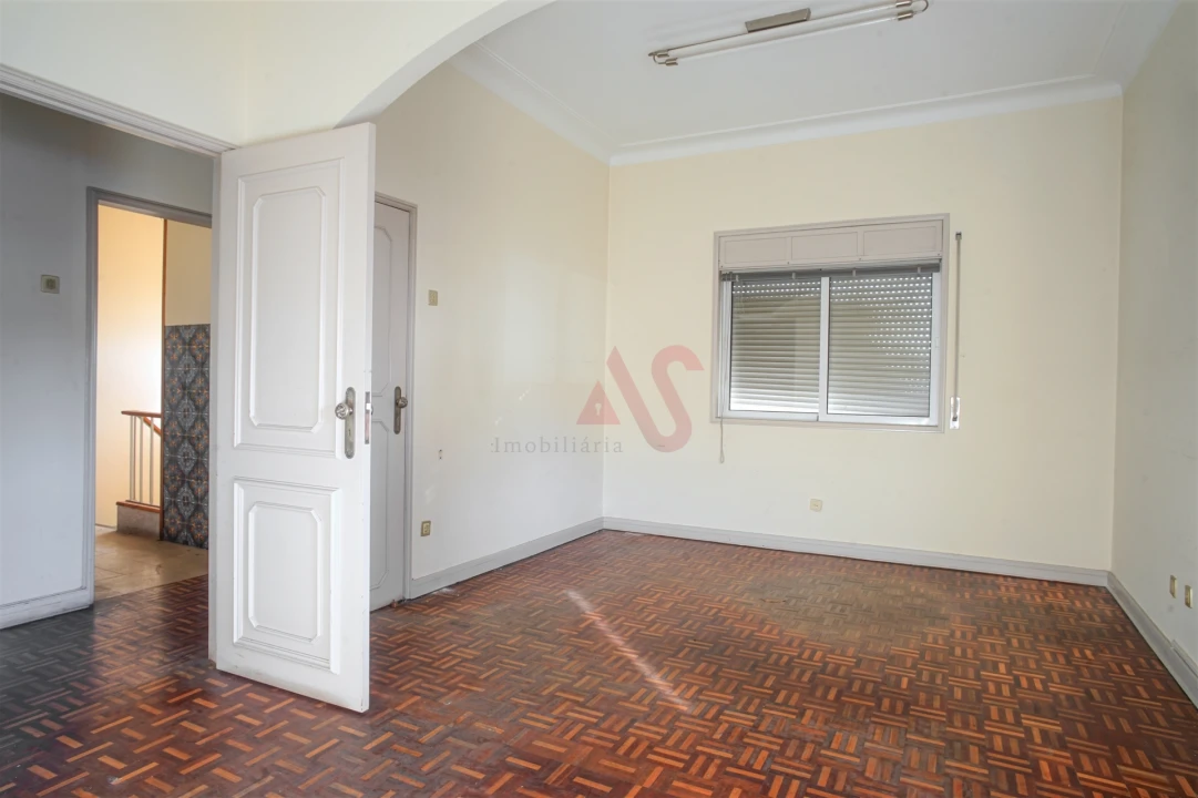 Moradia T3 para Venda em Margaride, Várzea, Lagares, Varziela, Moure Foto 9