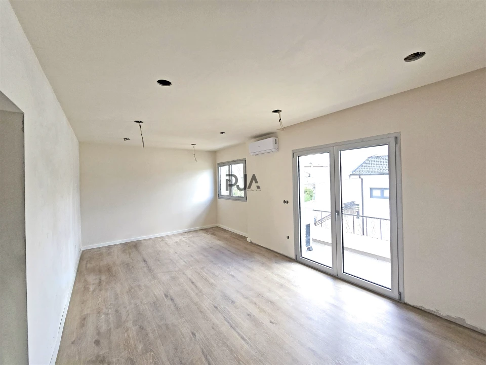 Apartamento T3 para Venda em Abraveses Foto 1