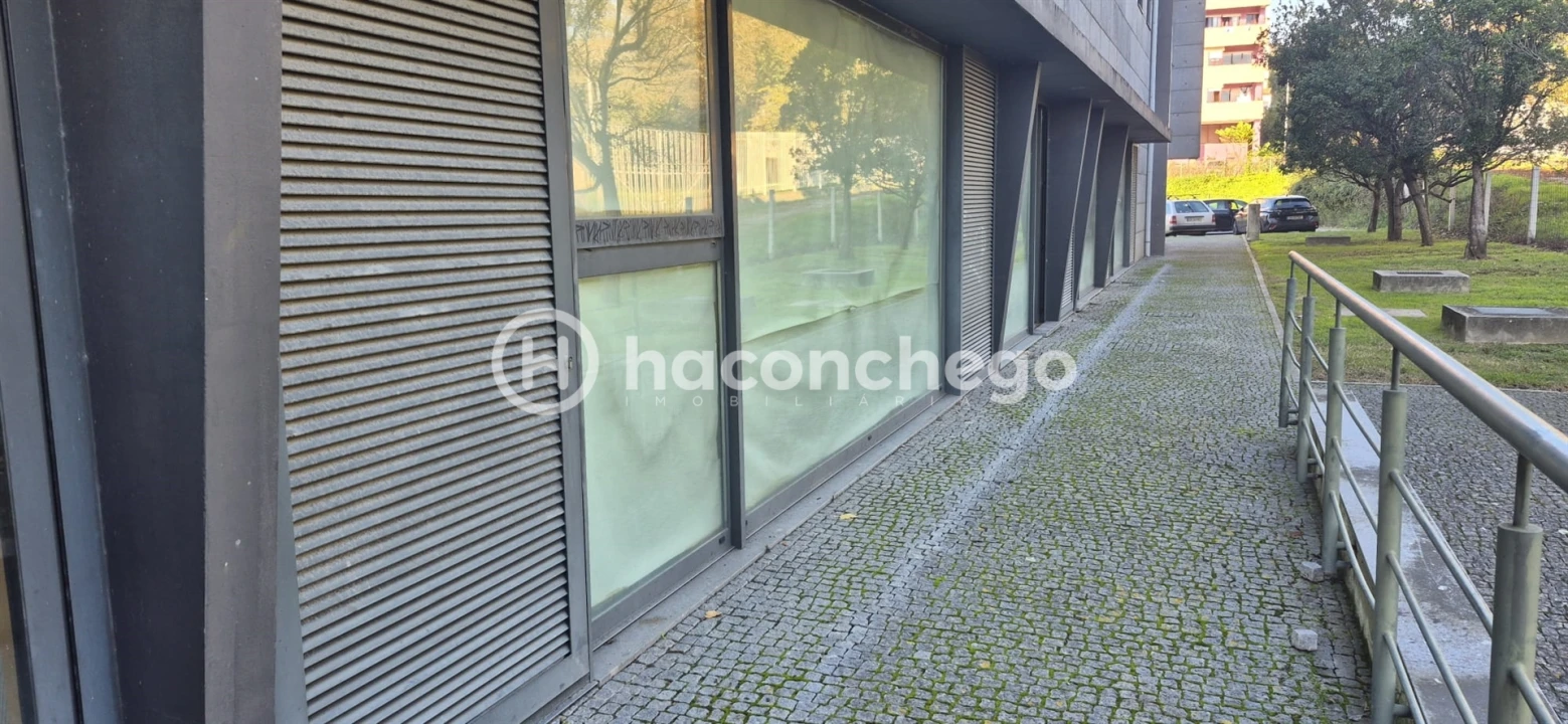 Loja para Arrendamento em Barcelos, V.Boa, V.Frescainha Foto 1