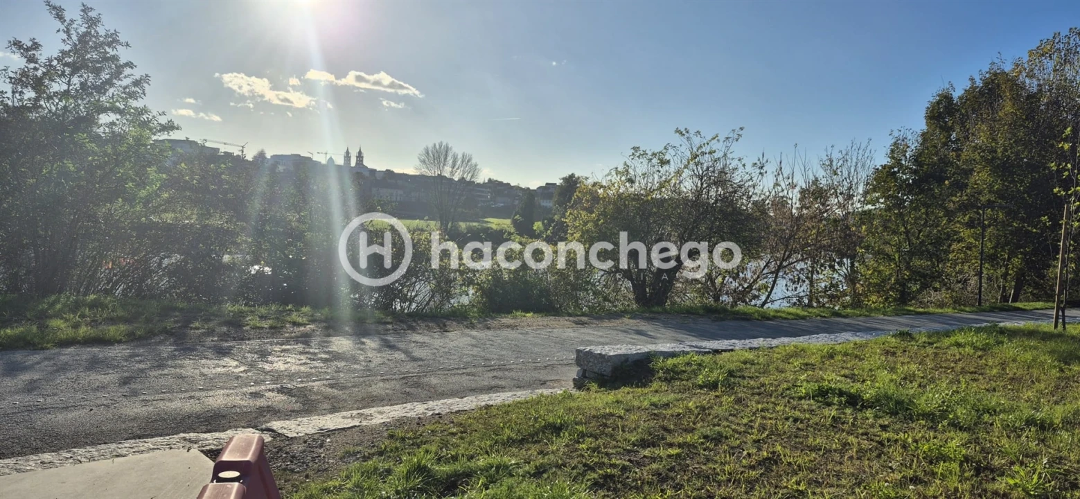 Loja para Arrendamento em Barcelos, V.Boa, V.Frescainha Foto 4