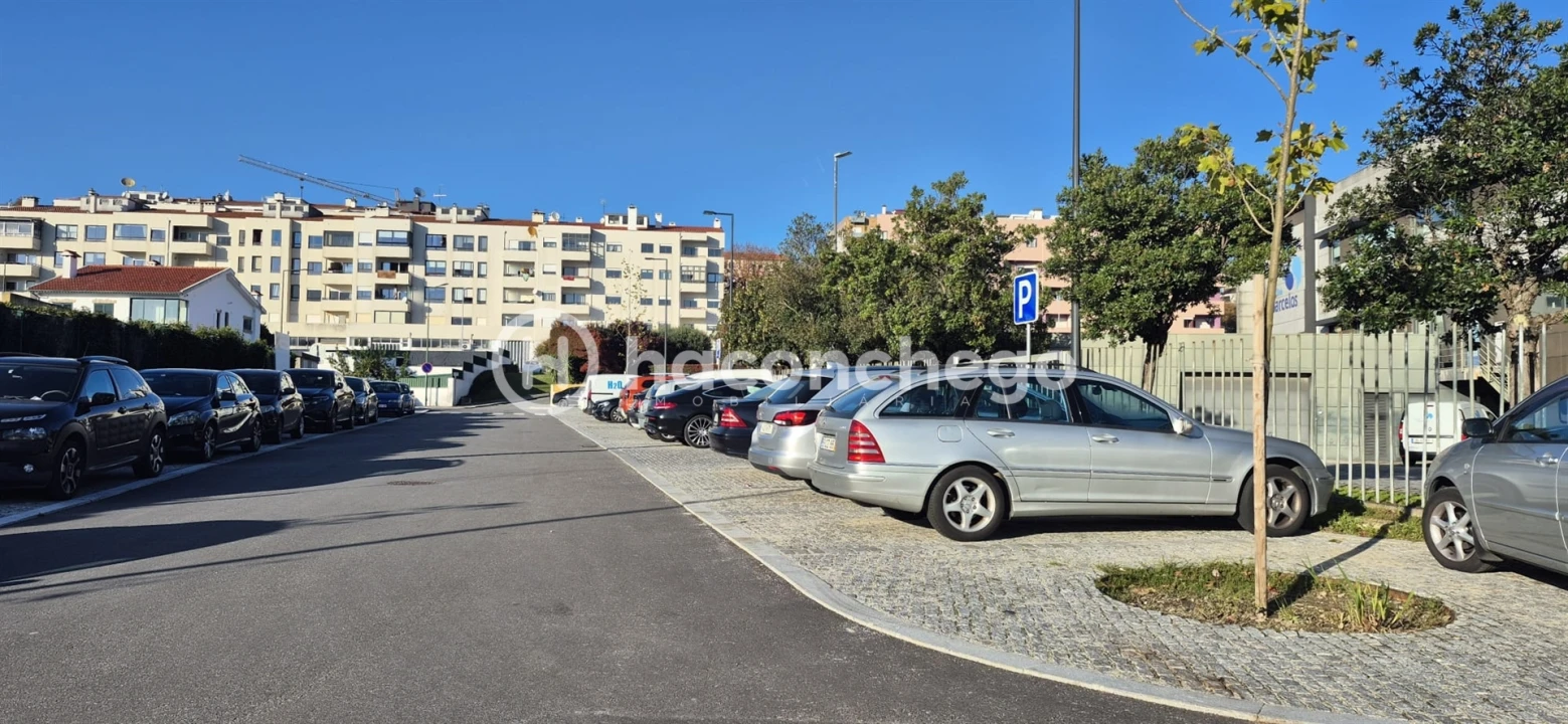 Loja para Arrendamento em Barcelos, V.Boa, V.Frescainha Foto 2