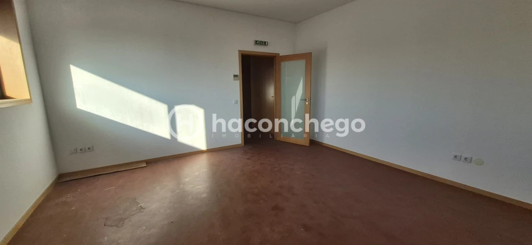 Loja para Arrendamento em Barcelos, V.Boa, V.Frescainha Foto 16