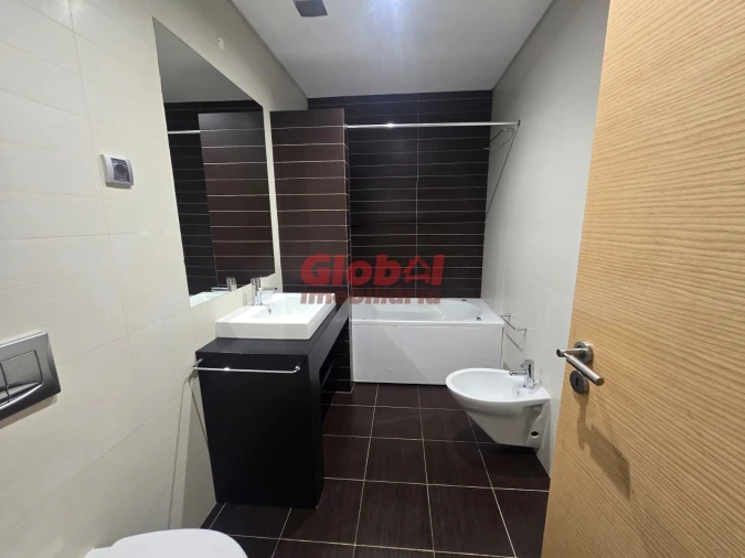 Apartamento T1 para Venda em Viseu Foto 5