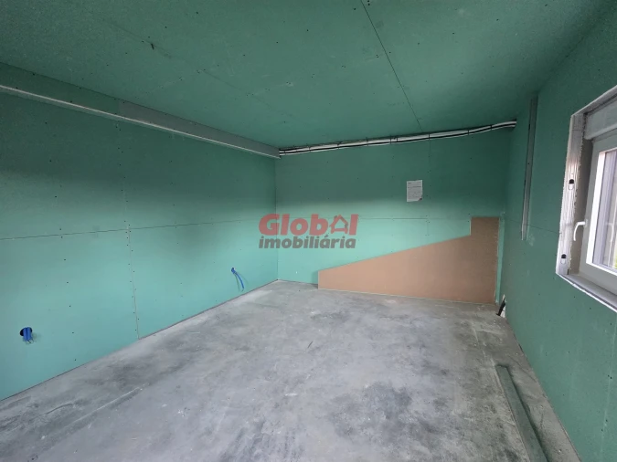 Moradia T3 para Venda em Couto de Baixo e Couto de Cima Foto 6