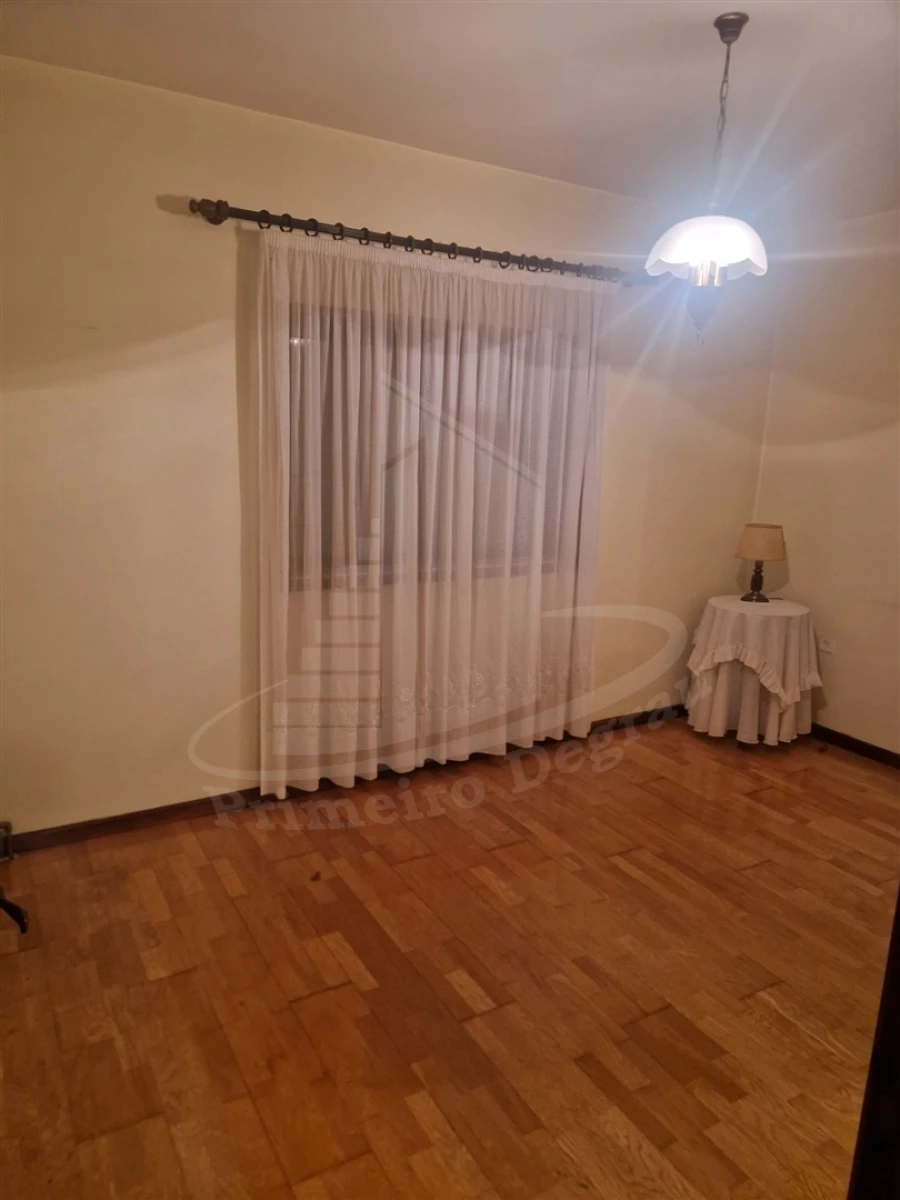 Moradia T3 para Arrendamento em Caldelas Foto 12