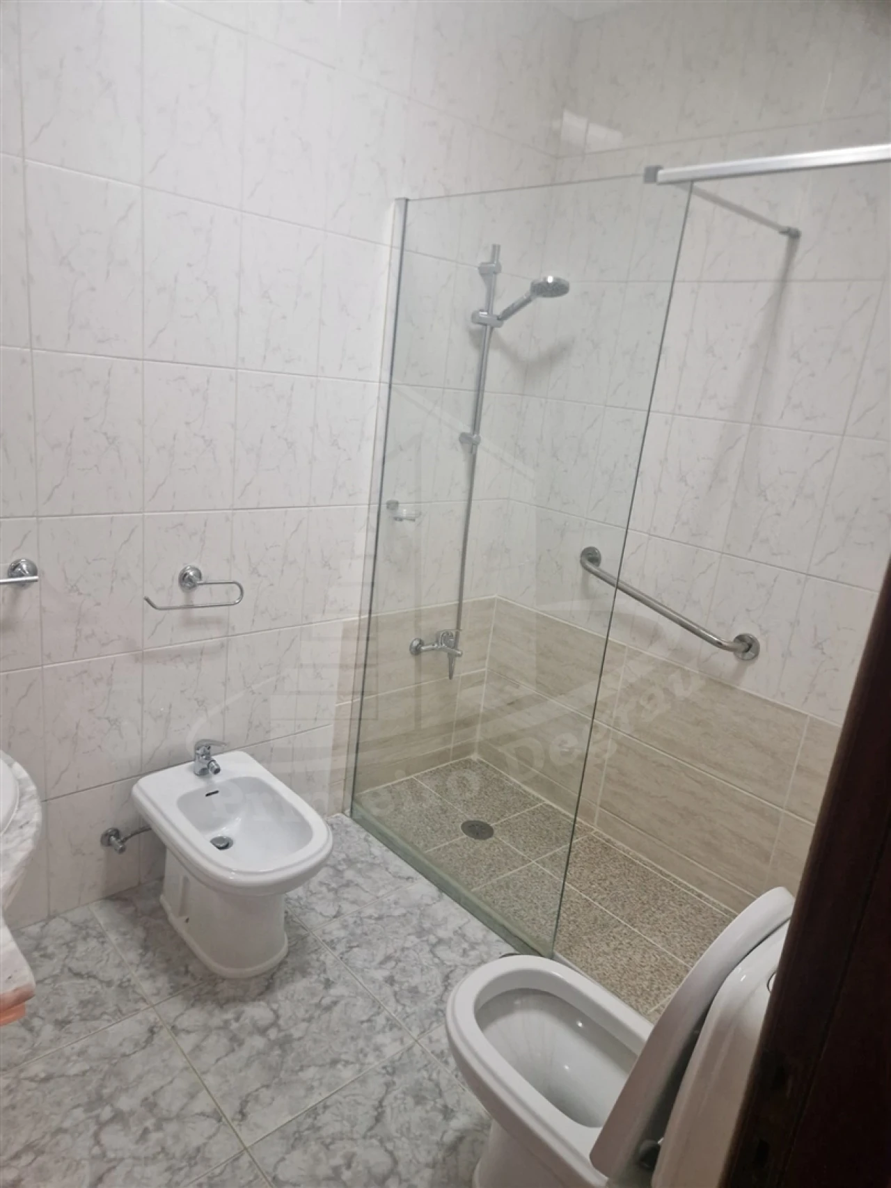 Moradia T3 para Arrendamento em Caldelas Foto 9