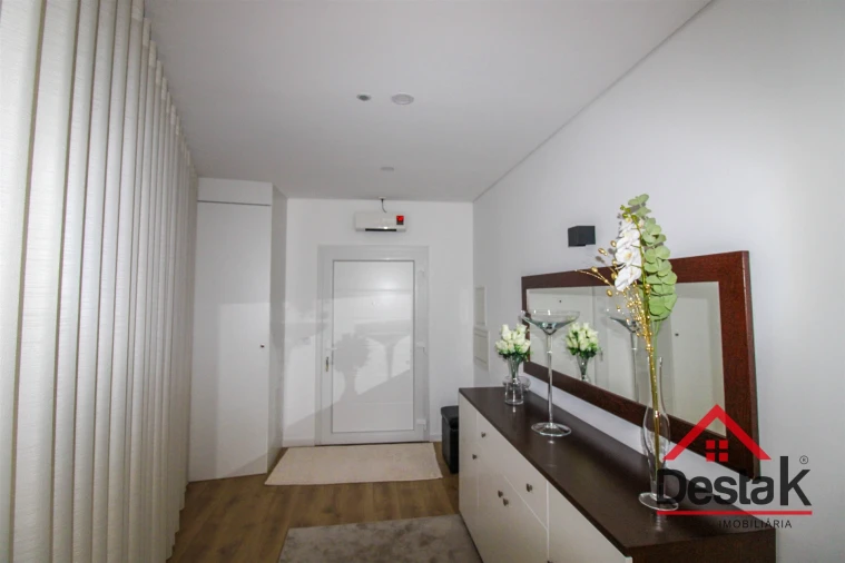 Apartamento T1 para Arrendamento em Abraveses Foto 10