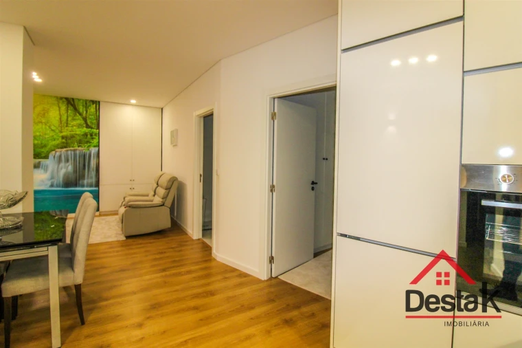 Apartamento T1 para Arrendamento em Abraveses Foto 4