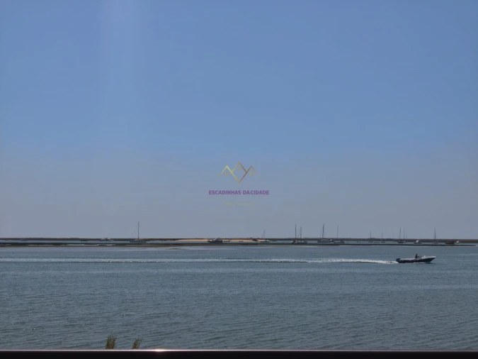 Apartamento T1 para Arrendamento em Faro (Sé e São Pedro) Foto 23