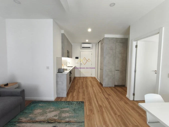 Apartamento T1 para Arrendamento em Faro (Sé e São Pedro) Foto 7