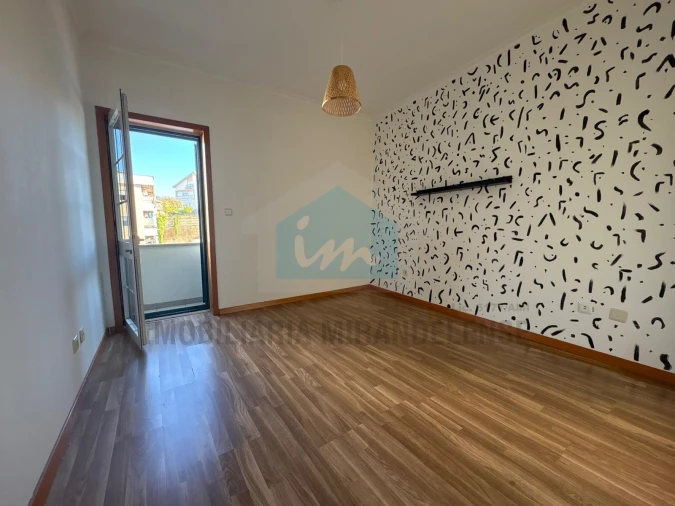 Apartamento T2 para Venda em Mirandela Foto 9