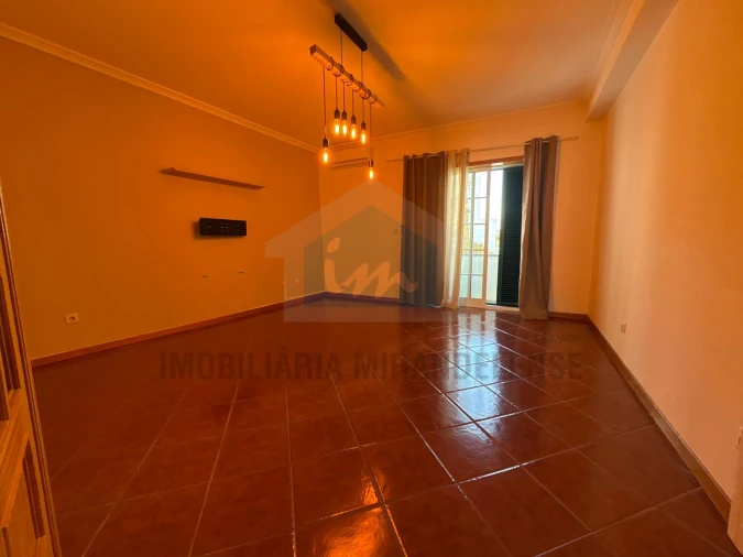 Apartamento T2 para Venda em Mirandela Foto 5