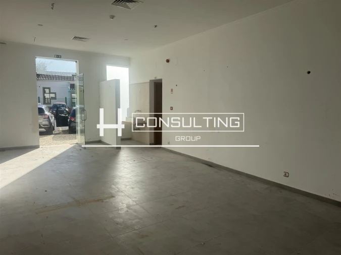 Loja para Arrendamento em Barcarena Foto 18