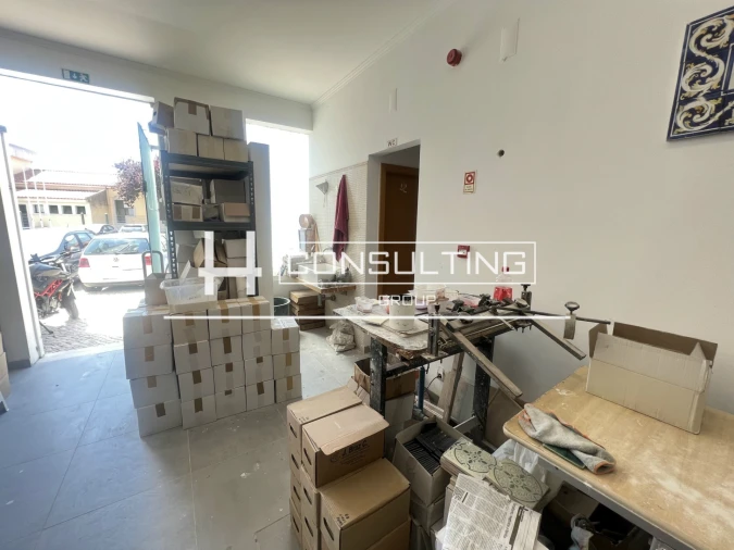 Loja para Arrendamento em Barcarena Foto 17