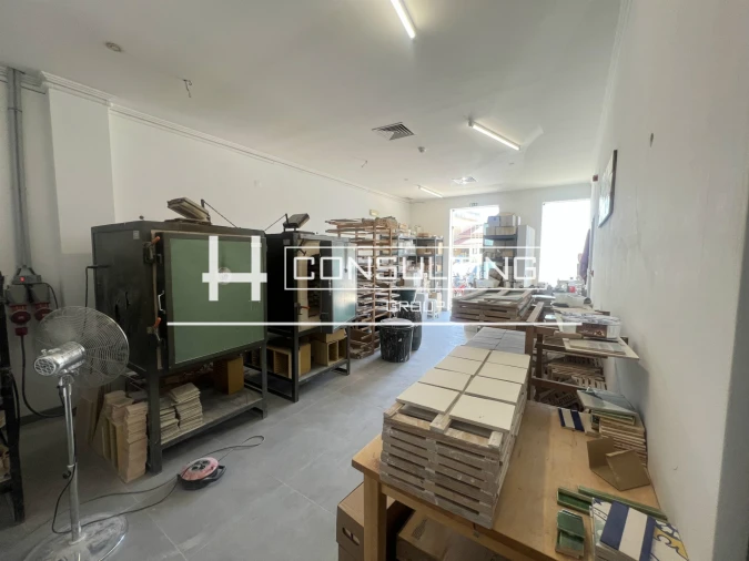 Loja para Arrendamento em Barcarena Foto 3