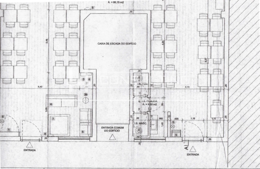 Loja para Arrendamento em Barcarena Foto 24