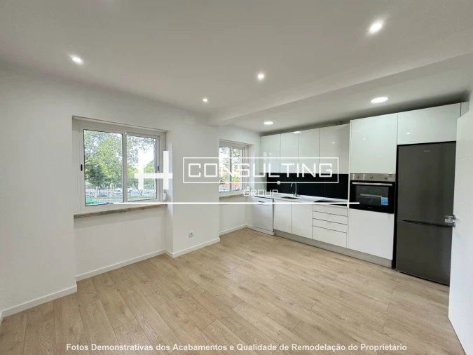 Apartamento T4 para Venda em Águas Livres Foto 19