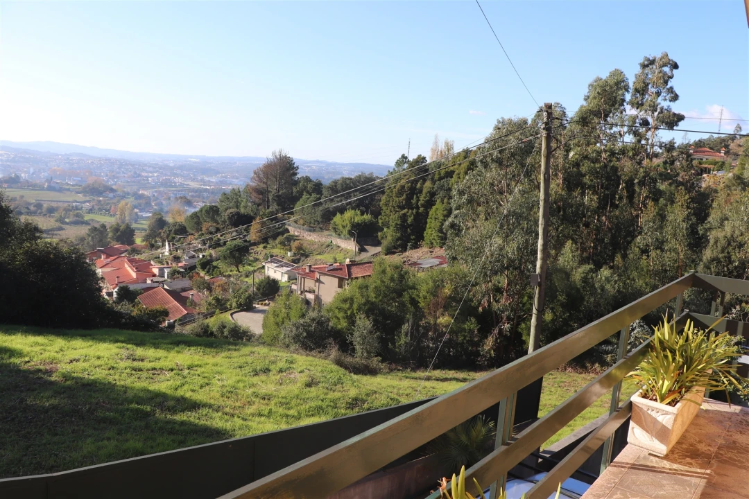 Moradia T5 para Venda em Santo Tirso, Couto (Santa Cristina e São Miguel) e Burgães Foto 7