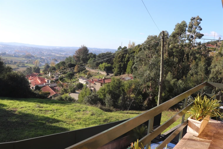 Moradia T5 para Venda em Santo Tirso, Couto (Santa Cristina e São Miguel) e Burgães Foto 7