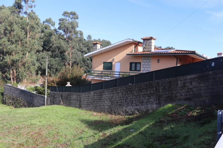 Moradia T5 para Venda em Santo Tirso, Couto (Santa Cristina e São Miguel) e Burgães Foto 4