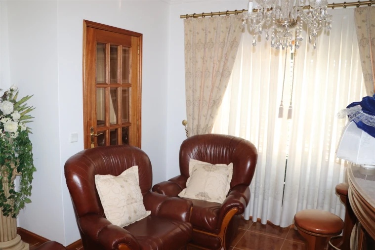 Moradia T5 para Venda em Santo Tirso, Couto (Santa Cristina e São Miguel) e Burgães Foto 19