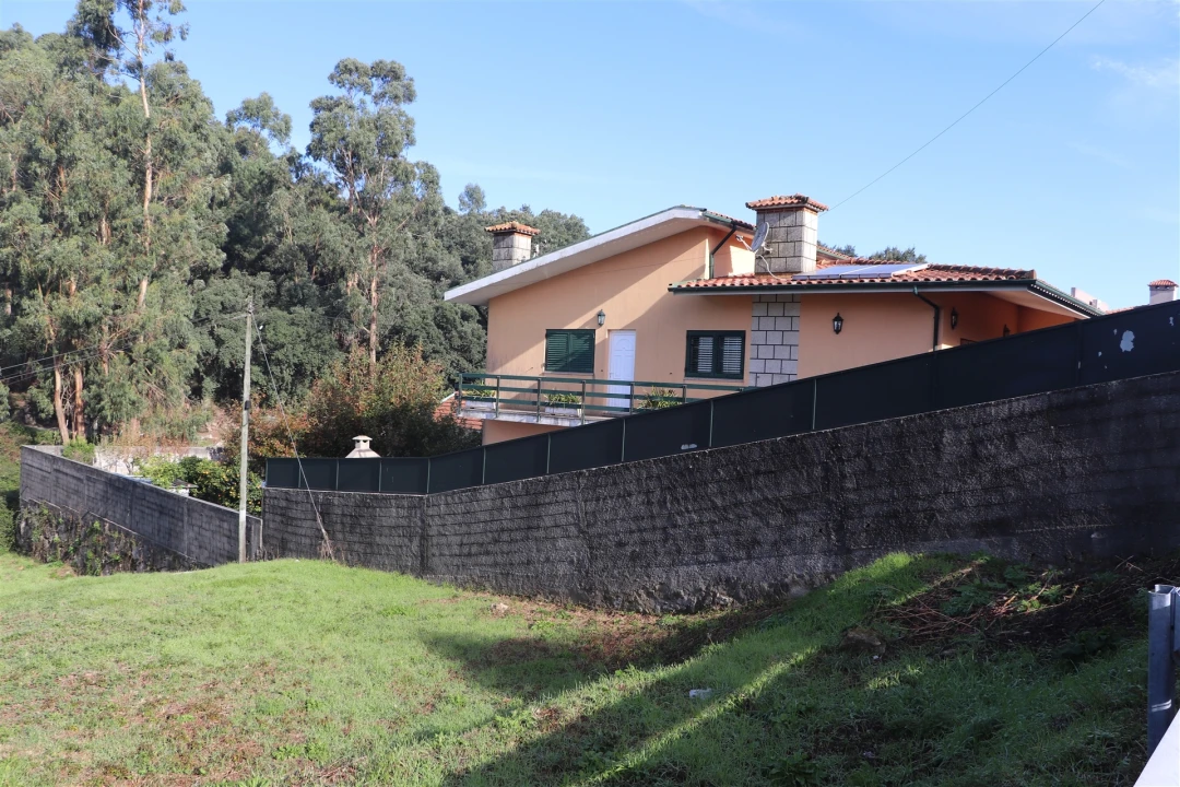 Moradia T5 para Venda em Santo Tirso, Couto (Santa Cristina e São Miguel) e Burgães Foto 4