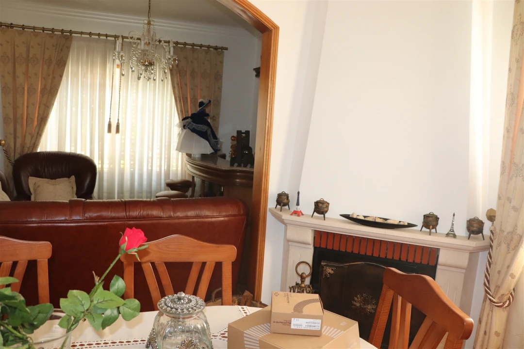 Moradia T5 para Venda em Santo Tirso, Couto (Santa Cristina e São Miguel) e Burgães Foto 21