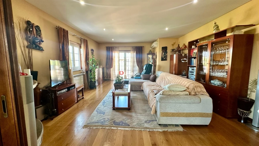 Moradia T3 para Venda em São João de Ver Foto 1