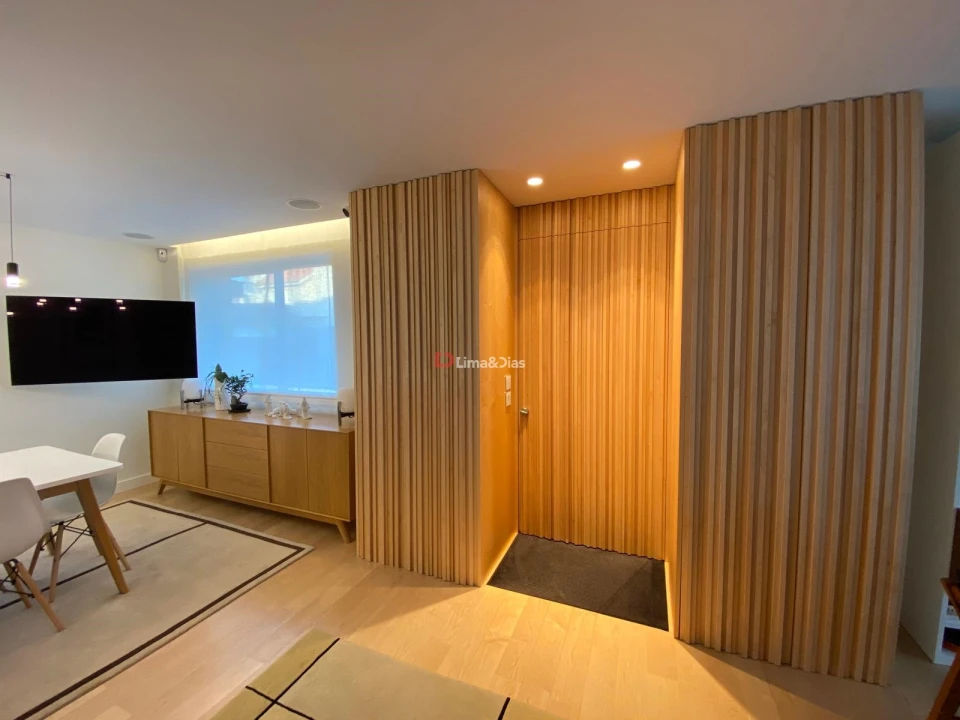 Moradia T3 para Venda em Madalena Foto 35