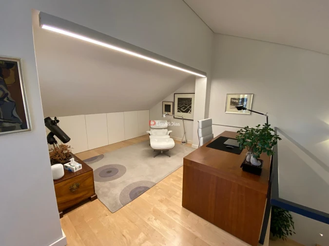 Moradia T3 para Venda em Madalena Foto 18