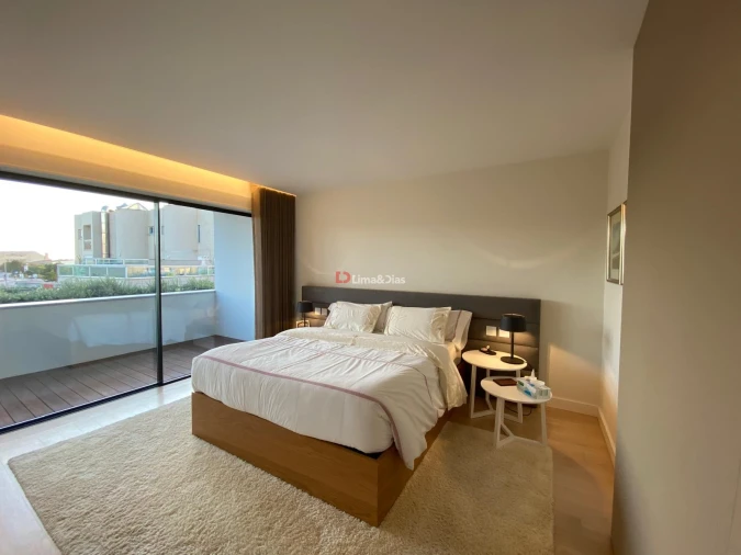 Moradia T3 para Venda em Madalena Foto 23