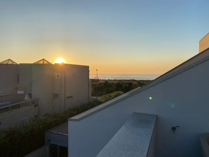 Moradia T3 para Venda em Madalena Foto 17