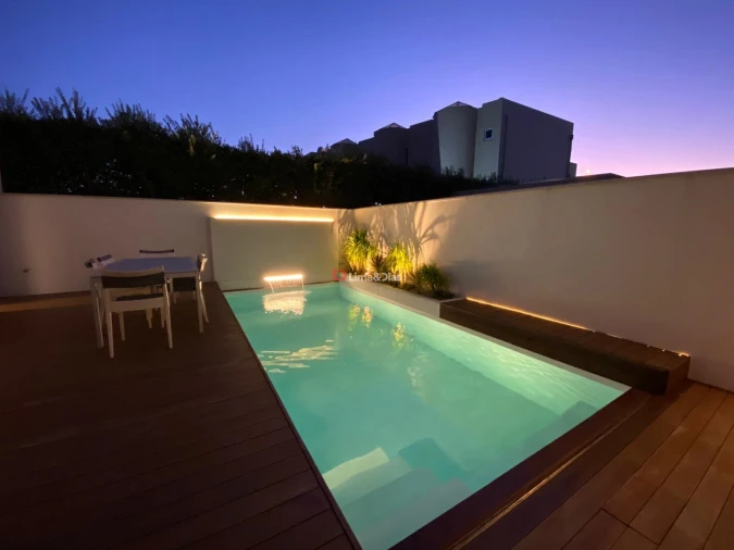 Moradia T3 para Venda em Madalena Foto 13