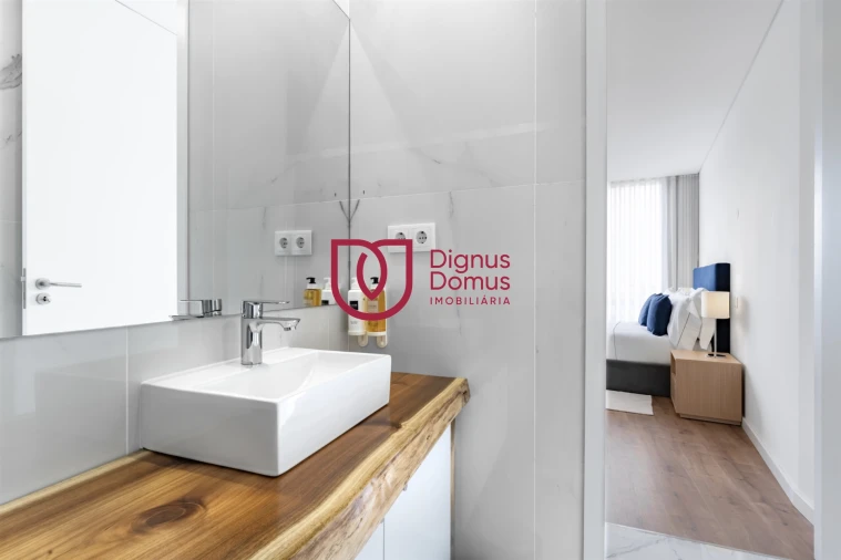 Prédio para Venda em Cedofeita, Santo Ildefonso, Sé, Miragaia, São Nicolau e Vitória Foto 26