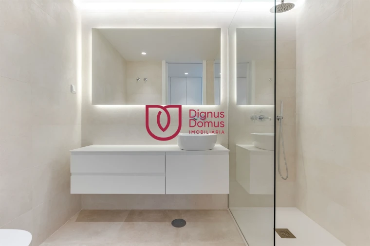 Apartamento T3 para Venda em Mafamude e Vilar do Paraíso Foto 30