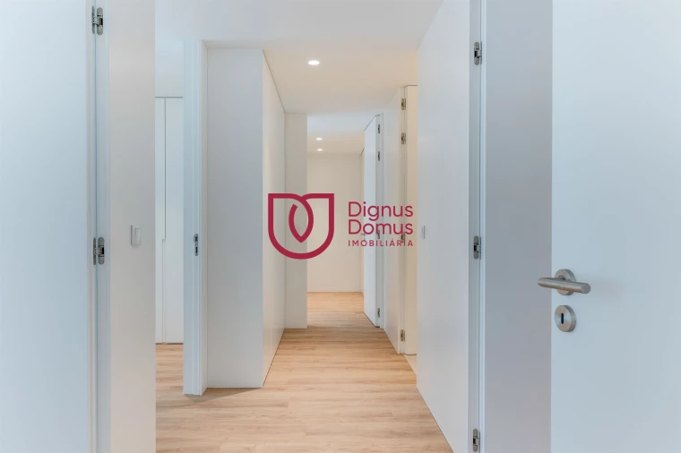 Apartamento T3 para Venda em Mafamude e Vilar do Paraíso Foto 19