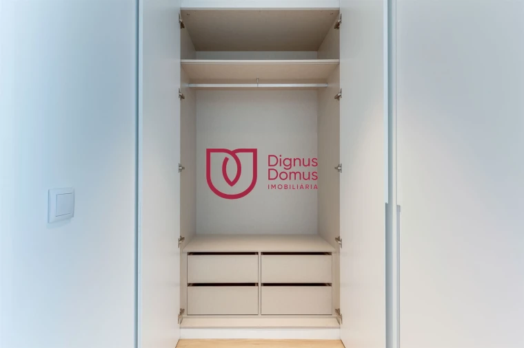 Apartamento T3 para Venda em Mafamude e Vilar do Paraíso Foto 21