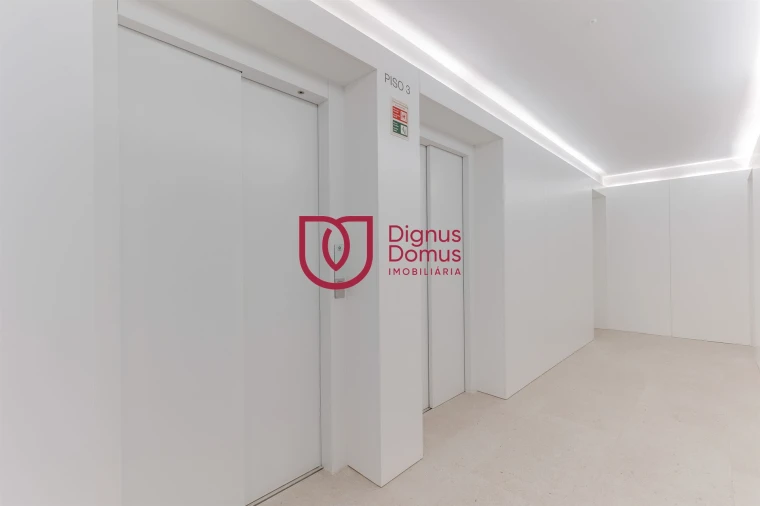 Apartamento T3 para Venda em Mafamude e Vilar do Paraíso Foto 36