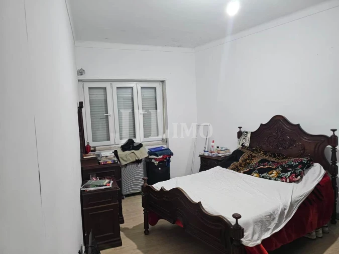 Apartamento T3 para Venda em Algueirão-Mem Martins Foto 4