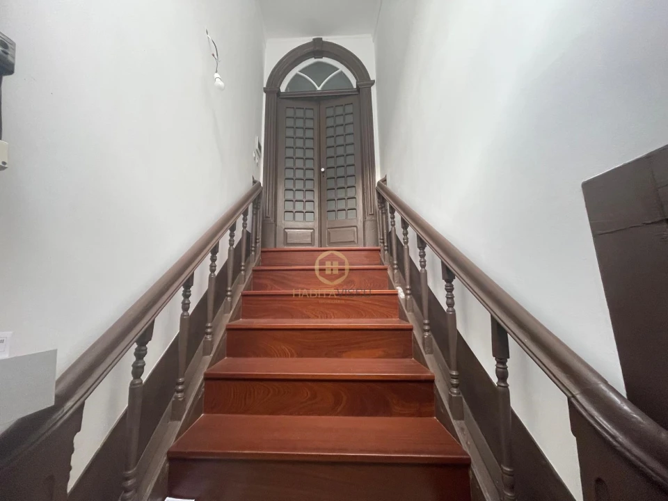 Apartamento T3 para Arrendamento em Viseu Foto 2