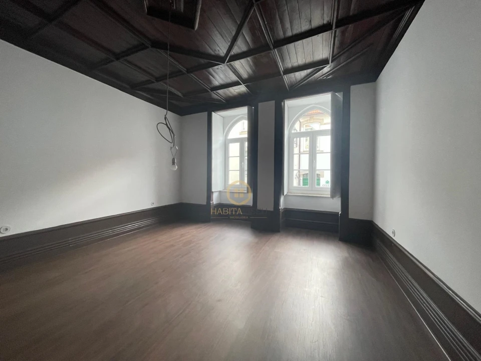 Apartamento T3 para Arrendamento em Viseu Foto 7