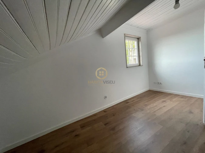 Apartamento T3 para Arrendamento em Viseu Foto 12