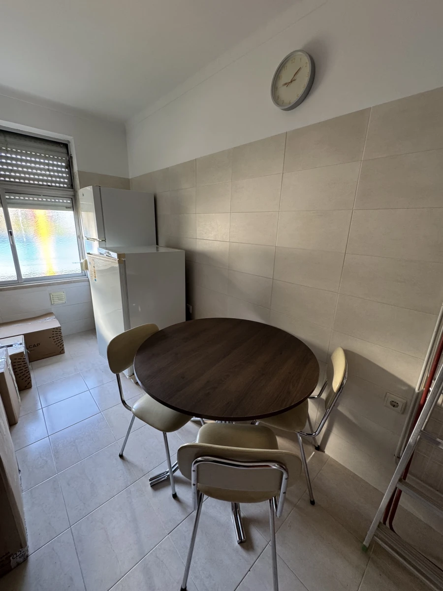 Apartamento T3 para Venda em São João Baptista Foto 4