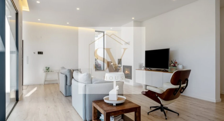 Moradia T3 para Venda em Quinta do Anjo Foto 11