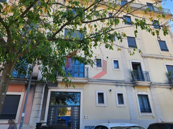 Apartamento T2 para Venda em Oliveira do Douro Foto 2