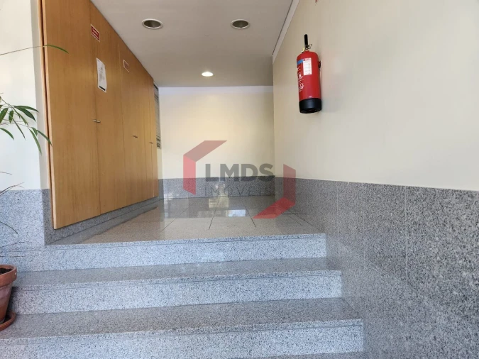 Apartamento T2 para Venda em Oliveira do Douro Foto 5