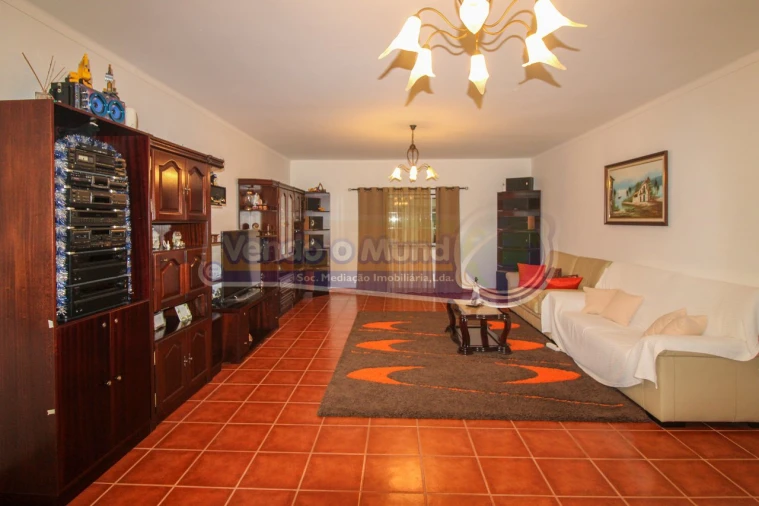 Moradia T3 para Venda em Salvaterra de Magos e Foros de Salvaterra Foto 3