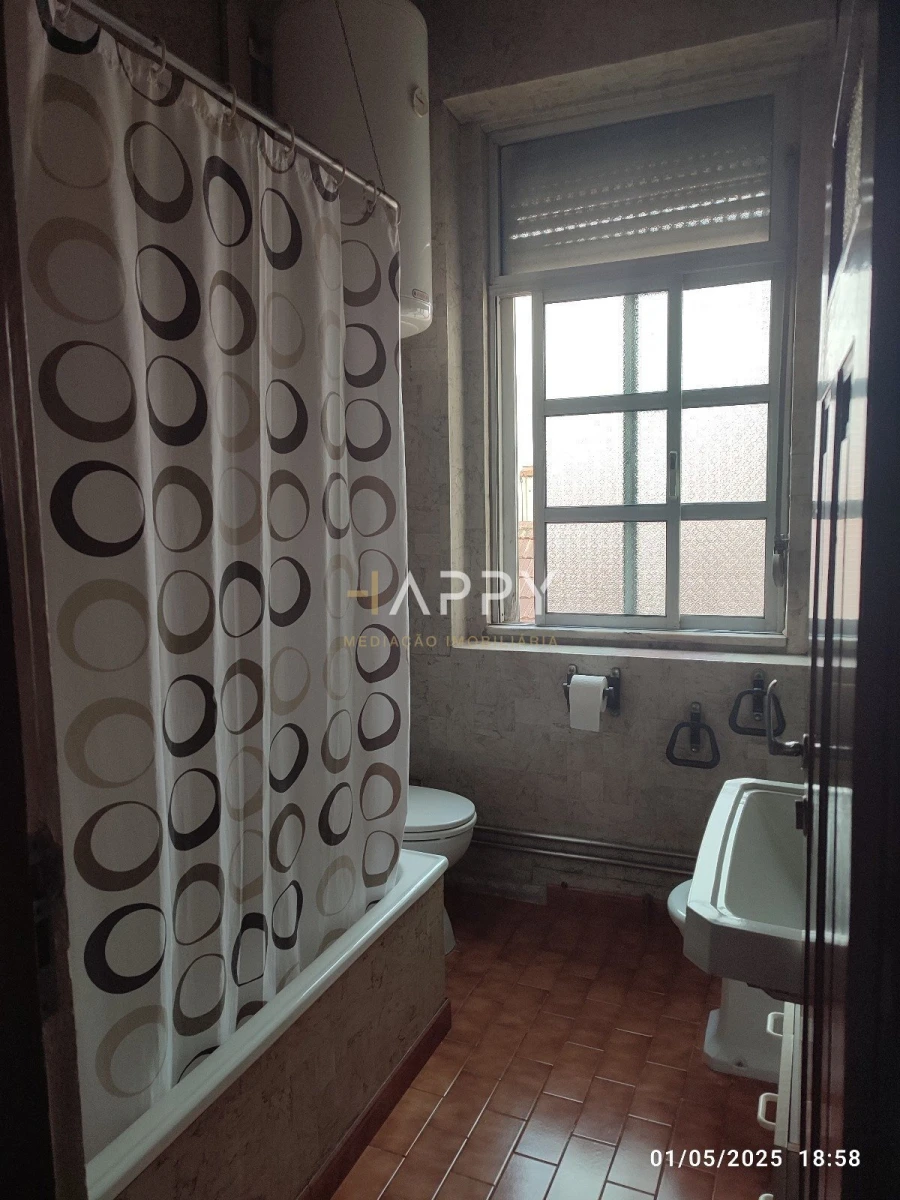 Prédio para Venda em Campanhã Foto 3